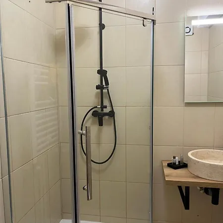 Fratellyvibe Apartament *